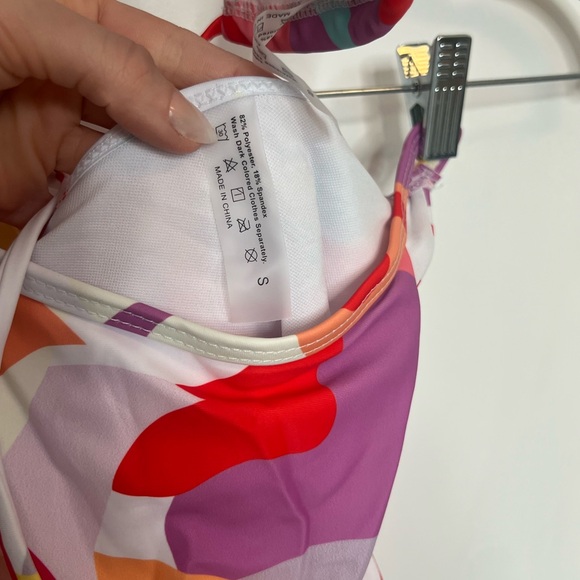 3 Piece Multicolor Thong Bikini w/ Cover Up - Picture 5 of 8